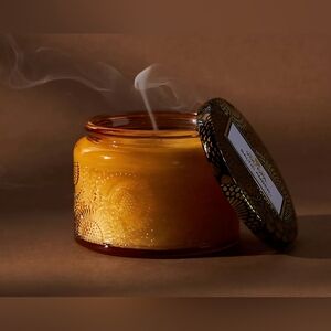 Voluspa Japonica Baltic Amber Glass Jar Candle, Retail $16.00 USD